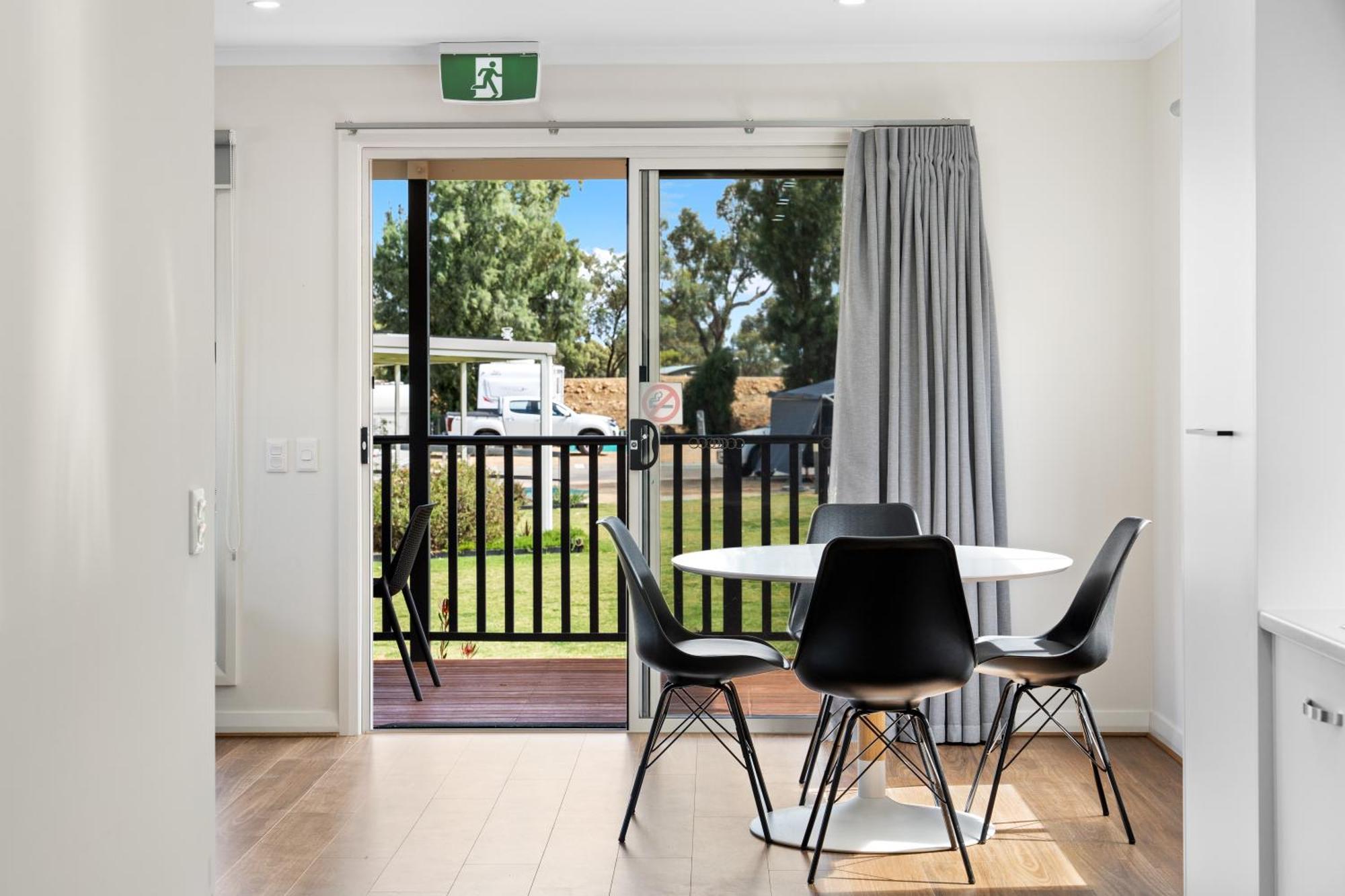 Echo Holiday Parks - Waikerie Kültér fotó
